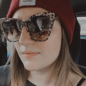 Meet your Posher, Jenn